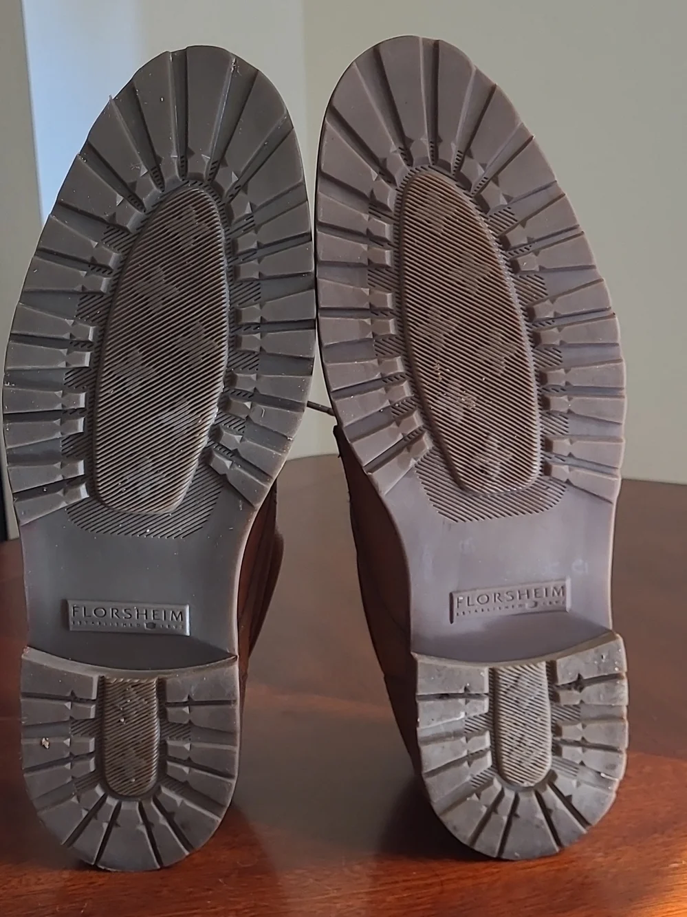 Florsheim brand style